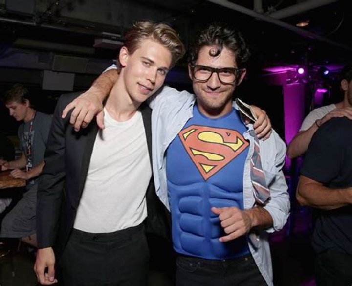 How tall is Austin Butler