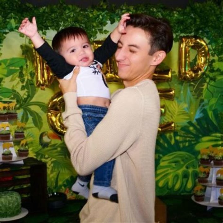 Simplistic Age - Bio, Wiki, Height, Net Worth, Relationship (2023)